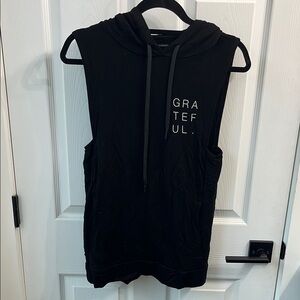 good hYOUman Grateful Black Sleeveless Hoodie